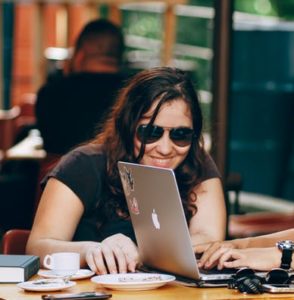 blind computer user reading